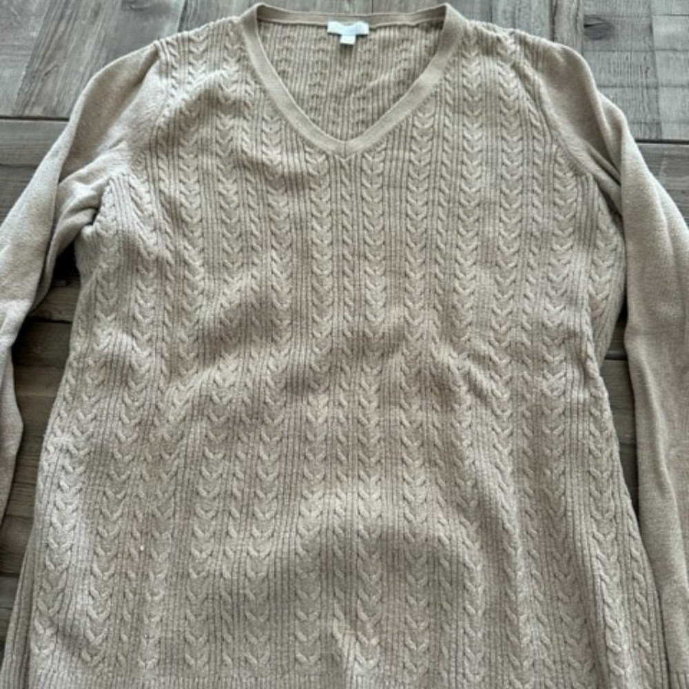TALBOTS PETITE V Neck Cable Knit Long Sleeve Sweater Tan / Beige